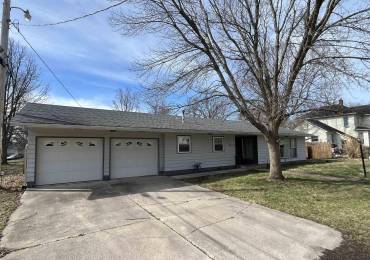 226 HOLDEN Street, Virden, Illinois, 3 Bedrooms Bedrooms, ,1 BathroomBathrooms,Residential,For Sale,HOLDEN,RMACA1035240