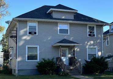 712 6TH Avenue South, Clinton, Iowa, ,Residential Income,For Sale,6TH,RMAQC4257153