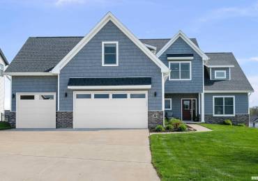 301 MADISON Drive, Riverdale, Iowa, 5 Bedrooms Bedrooms, ,4 BathroomsBathrooms,Residential,For Sale,MADISON,RMAQC4262640