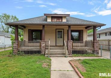 424 LINCOLN Street, Divernon, Illinois, 3 Bedrooms Bedrooms, ,1 BathroomBathrooms,Residential,For Sale,LINCOLN,RMACA1036098