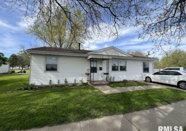 1520 WHEELER Street, Macomb, Illinois, 3 Bedrooms Bedrooms, ,1 BathroomBathrooms,Residential,For Sale,WHEELER,RMAPA1257512