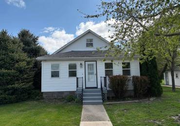 209 EAST Street, Danvers, Illinois, 2 Bedrooms Bedrooms, ,1 BathroomBathrooms,Residential,For Sale,EAST,RMAPA1257436
