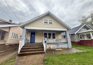 816 COLUMBIA Terrace, Peoria, Illinois, 3 Bedrooms Bedrooms, ,1 BathroomBathrooms,Residential,For Sale,COLUMBIA,RMAPA1257530