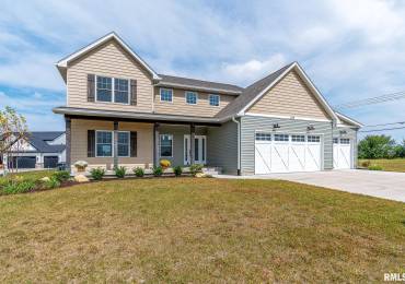 102 TORREY PINES Drive, Eldridge, Iowa, 6 Bedrooms Bedrooms, ,4 BathroomsBathrooms,Residential,For Sale,TORREY PINES,RMAQC4256980