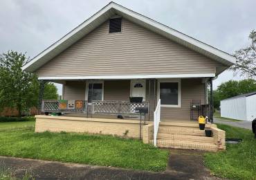1417 Ledford Street, Harrisburg, Illinois, 2 Bedrooms Bedrooms, ,1 BathroomBathrooms,Residential,For Sale,Ledford,RMAEB457766