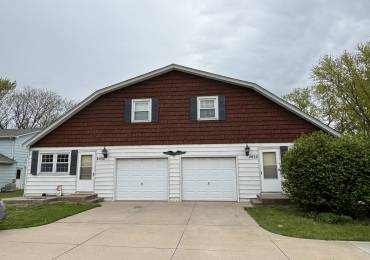 2030 DEVILS GLEN Road, Bettendorf, Iowa, ,Residential Income,For Sale,DEVILS GLEN,RMAQC4262790