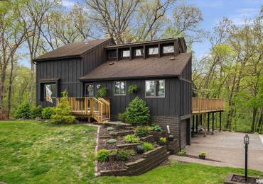 703 1ST Street, Coal Valley, Illinois, 3 Bedrooms Bedrooms, ,3 BathroomsBathrooms,Residential,For Sale,1ST,RMAQC4262808