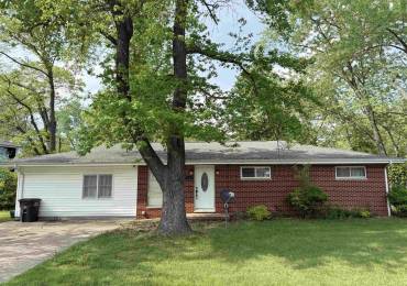 2000 GRAY Drive, Carbondale, Illinois, 3 Bedrooms Bedrooms, ,1 BathroomBathrooms,Residential,For Sale,GRAY,RMAQC4262861