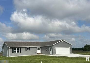 310 MAIN Street, Camp Point, Illinois, 3 Bedrooms Bedrooms, ,2 BathroomsBathrooms,Residential,For Sale,MAIN,RMACA1036169
