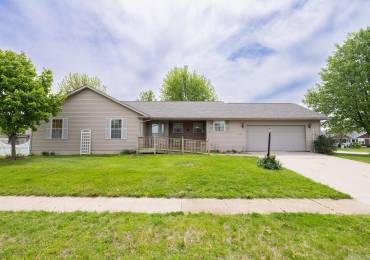 1204 HARBOR Way, Chillicothe, Illinois, 3 Bedrooms Bedrooms, ,2 BathroomsBathrooms,Residential,For Sale,HARBOR,RMAPA1257622