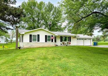 1800 US Hwy 51 S Highway, Anna, Illinois, 3 Bedrooms Bedrooms, ,1 BathroomBathrooms,Residential,For Sale,US Hwy 51 S,RMAEB457790