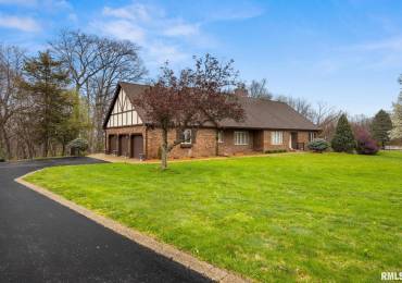 22924 SPRING CREEK Road, Washington, Illinois, 3 Bedrooms Bedrooms, ,3 BathroomsBathrooms,Residential,For Sale,SPRING CREEK,RMAPA1257642