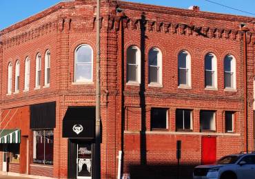 100 WASHINGTON Street, Salem, Illinois, ,Residential Income,For Sale,WASHINGTON,RMAEB457803