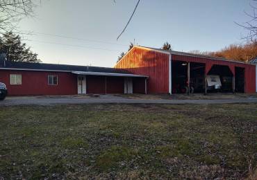 35 Stockdale Lane, Vienna, Illinois, 2 Bedrooms Bedrooms, ,1 BathroomBathrooms,Residential,For Sale,Stockdale,RMAEB456783