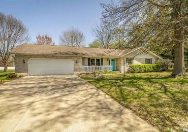 42 BRIAN Avenue, Murphysboro, Illinois, 3 Bedrooms Bedrooms, ,2 BathroomsBathrooms,Residential,For Sale,BRIAN,RMAEB457492