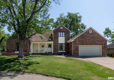 1203 ABBEY Lane, Marion, Illinois, 4 Bedrooms Bedrooms, ,3 BathroomsBathrooms,Residential,For Sale,ABBEY,RMAQC4262903
