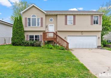 3058 TWIN LAKES Drive, Springfield, Illinois, 3 Bedrooms Bedrooms, ,2 BathroomsBathrooms,Residential,For Sale,TWIN LAKES,RMACA1036194