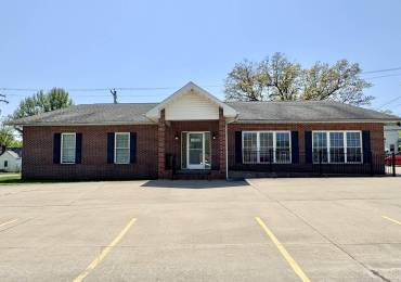 2419 BROADWAY Street, Mt Vernon, Illinois, ,Commercial Sale,For Sale,BROADWAY,RMAEB457814