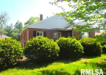 1108 NORTHCREST Avenue, Peoria, Illinois, 3 Bedrooms Bedrooms, ,2 BathroomsBathrooms,Residential,For Sale,NORTHCREST,RMAPA1257664