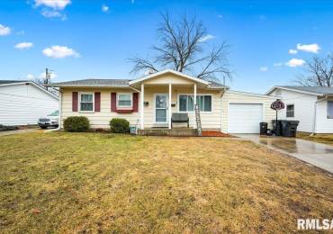 1414 LINCOLN Street, Pekin, Illinois, 3 Bedrooms Bedrooms, ,1 BathroomBathrooms,Residential,For Sale,LINCOLN,RMAPA1257662