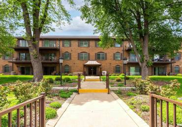 1360 KIMBERLY RIDGE Road, Bettendorf, Iowa, 3 Bedrooms Bedrooms, ,2 BathroomsBathrooms,Residential,For Sale,KIMBERLY RIDGE,RMAQC4262927