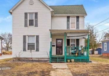 834 CHURCH Street, Jacksonville, Illinois, 3 Bedrooms Bedrooms, ,1 BathroomBathrooms,Residential,For Sale,CHURCH,RMACA1034822