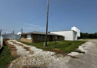 145 WASHINGTON Street, Bushnell, Illinois, ,Commercial Sale,For Sale,WASHINGTON,RMAPA1252585
