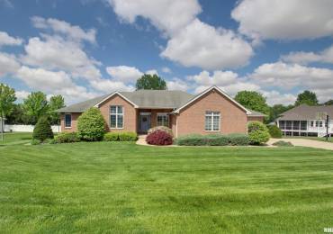 1060 48TH Street, Quincy, Illinois, 4 Bedrooms Bedrooms, ,3 BathroomsBathrooms,Residential,For Sale,48TH,RMACA1036239