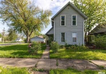 270 21ST Avenue North, Clinton, Iowa, 2 Bedrooms Bedrooms, ,1 BathroomBathrooms,Residential,For Sale,21ST,RMAQC4262980