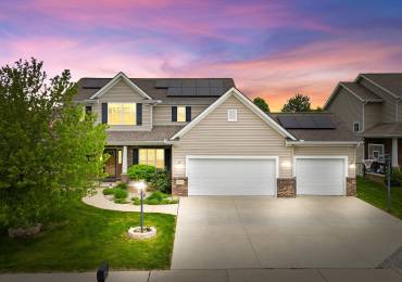 3211 Saddle Creek Drive, Dunlap, Illinois, 5 Bedrooms Bedrooms, ,4 BathroomsBathrooms,Residential,For Sale,Saddle Creek,RMAPA1257371