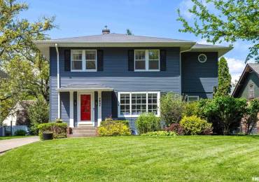 2937 16TH Avenue, Moline, Illinois, 4 Bedrooms Bedrooms, ,4 BathroomsBathrooms,Residential,For Sale,16TH,RMAQC4263005