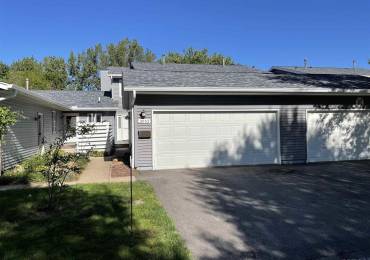 3052 PARKWILD Drive, Bettendorf, Iowa, 4 Bedrooms Bedrooms, ,3 BathroomsBathrooms,Residential Lease,For Rent,PARKWILD,RMAQC4263016