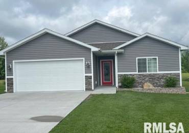 705 Savannah Avenue, Herrin, Illinois, 3 Bedrooms Bedrooms, ,2 BathroomsBathrooms,Residential,For Sale,Savannah,RMAEB457859