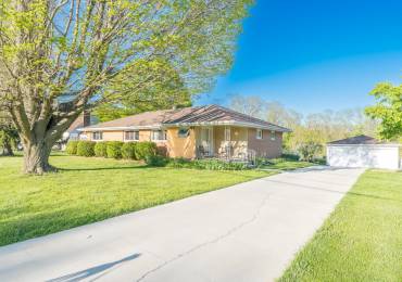 1210 WILDWOOD Court, Peoria, Illinois, 3 Bedrooms Bedrooms, ,1 BathroomBathrooms,Residential,For Sale,WILDWOOD,RMAPA1257751