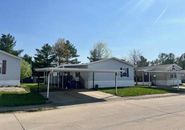 3319 RIDGEWOOD Avenue, Springfield, Illinois, 3 Bedrooms Bedrooms, ,2 BathroomsBathrooms,Manufactured In Park,For Sale,RIDGEWOOD,RMACA1036274