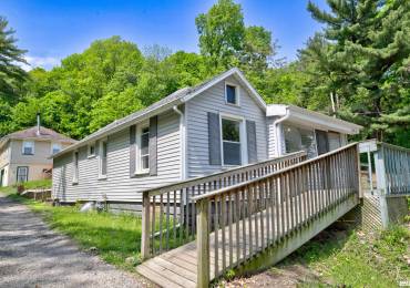 4625A GALENA Road, Peoria Heights, Illinois, 2 Bedrooms Bedrooms, ,1 BathroomBathrooms,Residential,For Sale,GALENA,RMAPA1257761