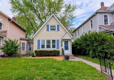 412 15TH Street, Davenport, Iowa, 3 Bedrooms Bedrooms, ,1 BathroomBathrooms,Residential,For Sale,15TH,RMAQC4263060