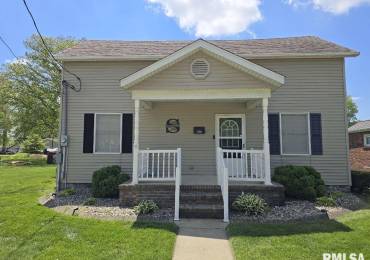 930 4TH Street, Breese, Illinois, 3 Bedrooms Bedrooms, ,2 BathroomsBathrooms,Residential,For Sale,4TH,RMAEB457867