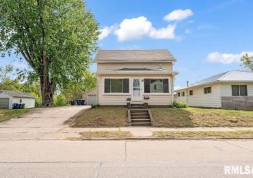 2823 3RD Street, Clinton, Iowa, 3 Bedrooms Bedrooms, ,3 BathroomsBathrooms,Residential,For Sale,3RD,RMAQC4263061