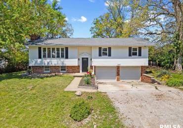 546 OAK Street, Metamora, Illinois, 4 Bedrooms Bedrooms, ,2 BathroomsBathrooms,Residential,For Sale,OAK,RMAPA1257768
