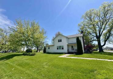 902 MAIN Street, Aledo, Illinois, 4 Bedrooms Bedrooms, ,2 BathroomsBathrooms,Residential,For Sale,MAIN,RMAQC4263030