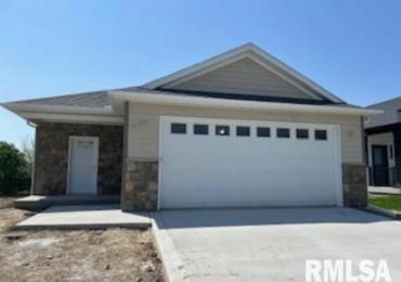 3117 34TH Street, Davenport, Iowa, 3 Bedrooms Bedrooms, ,3 BathroomsBathrooms,Residential,For Sale,34TH,RMAQC4263065