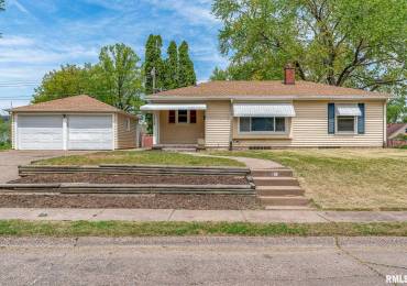 2308 LOMBARD Street, Davenport, Iowa, 2 Bedrooms Bedrooms, ,1 BathroomBathrooms,Residential,For Sale,LOMBARD,RMAQC4263073