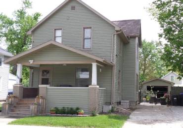 706 MASON Street, Bloomington, Illinois, 3 Bedrooms Bedrooms, ,1 BathroomBathrooms,Residential,For Sale,MASON,RMAPA1257781