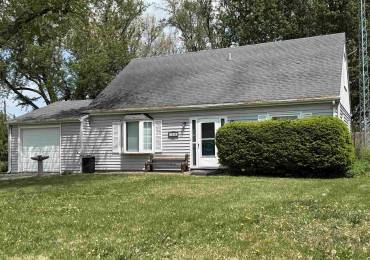 1045 MAIN Street, Canton, Illinois, 4 Bedrooms Bedrooms, ,2 BathroomsBathrooms,Residential,For Sale,MAIN,RMAPA1257780