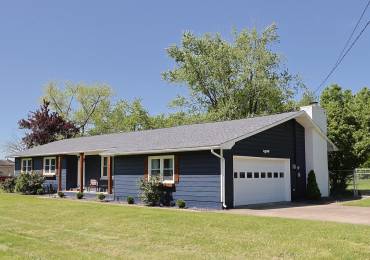 4229 Radio Tower Road, Salem, Illinois, 3 Bedrooms Bedrooms, ,2 BathroomsBathrooms,Residential,For Sale,Radio Tower,RMAEB457877