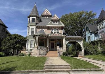 774 BROAD Street, Galesburg, Illinois, 6 Bedrooms Bedrooms, ,2 BathroomsBathrooms,Residential,For Sale,BROAD,RMACA1036307