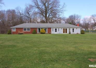 927 OAKVIEW Drive, Peoria, Illinois, 4 Bedrooms Bedrooms, ,2 BathroomsBathrooms,Residential,For Sale,OAKVIEW,RMAPA1257798