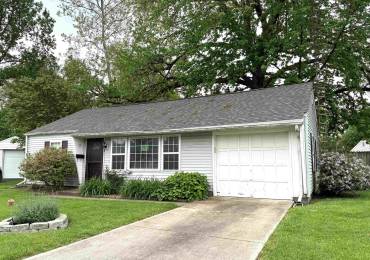 13 BARBARA Court, Springfield, Illinois, 2 Bedrooms Bedrooms, ,1 BathroomBathrooms,Residential,For Sale,BARBARA,RMACA1036235