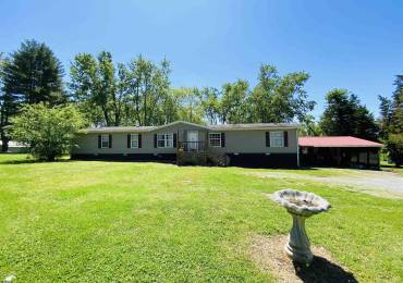 2413 NORTH Street, Harrisburg, Illinois, 3 Bedrooms Bedrooms, ,2 BathroomsBathrooms,Residential,For Sale,NORTH,RMAEB457895